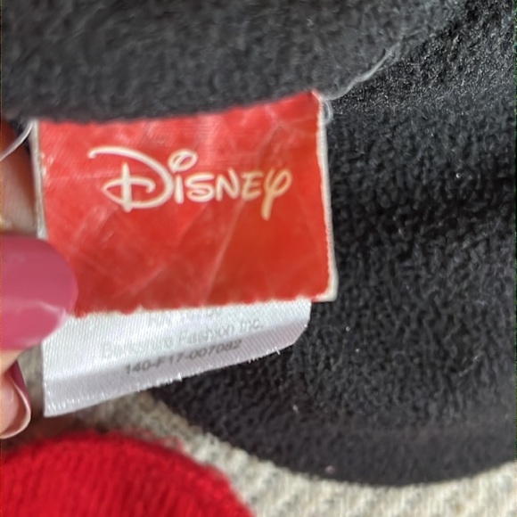 Disney Mickey Mouse hat & mittens - Picture 7 of 11